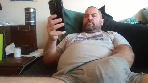 Dad bod 43 online show from 12-17-24, 08:43