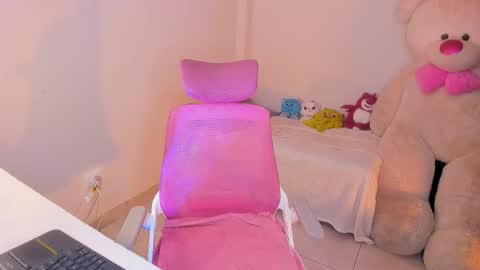 may online show from 02-19-26, 09:33