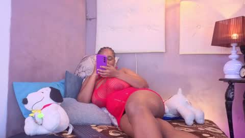 Snapshot of mayte_williams1 chatting on 07-30-26, 12:15 Mayte online show from 07-30-26, 12:15