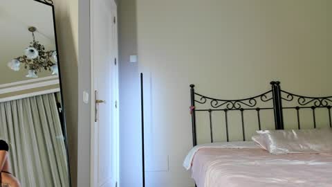 Maze online show from 02-05-25, 05:09