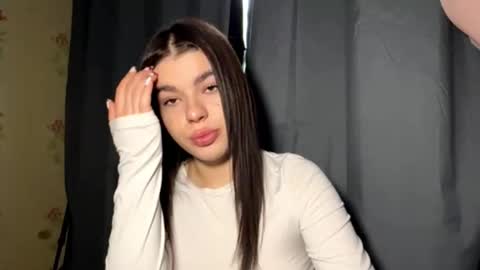 Adel online show from 01-06-26, 02:15