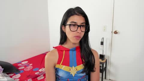 mazikeen_18 online show from 05-06-26, 12:54