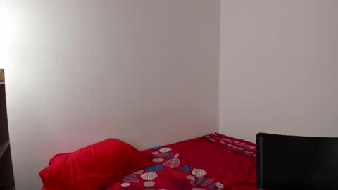 mazikeen_18 online show from 05-22-26, 01:39