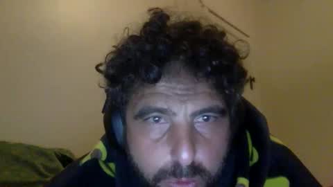 Snapshot of mazl0w chatting on 05-31-26, 04:03 mazl0w online show from 05-31-26, 04:03