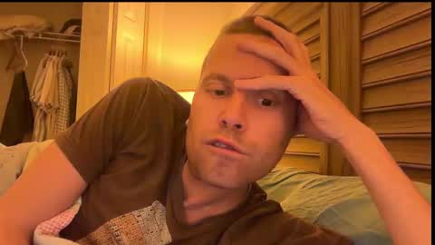 lol online show from 11-25-25, 02:44