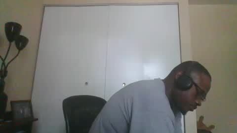 Mark online show from 09-25-25, 04:43