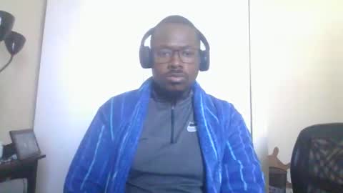 Mark online show from 12-05-25, 05:42