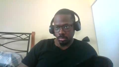 Snapshot of mbsupreme chatting on 05-11-26, 06:27 Mark online show from 05-11-26, 06:27