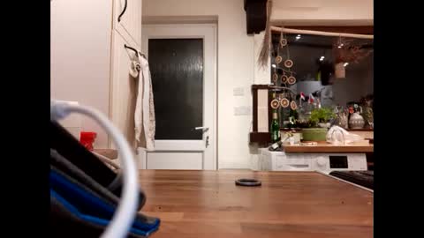 mccock16cm online show from 02-14-25, 03:11