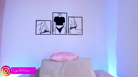 Ellie online show from 05-15-26, 08:38