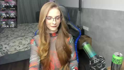 mcfly_11 online show from 03-18-26, 09:51