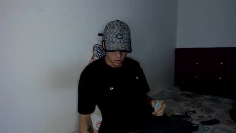 mcloviin_ online show from 02-26-26, 09:19