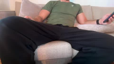 Snapshot of mcr8080 chatting on 05-12-26, 06:49 mcr8080 online show from 05-12-26, 06:49