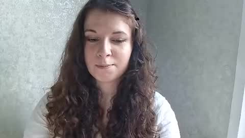 Snapshot of meaganlavelle chatting on 08-06-26, 02:41 Rina online show from 08-06-26, 02:41