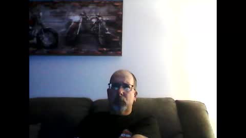 me at home online show from 01-10-25, 03:50