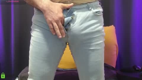 Snapshot of meaty_roll chatting on 07-02-26, 03:23 Meaty Roll online show from 07-02-26, 03:23