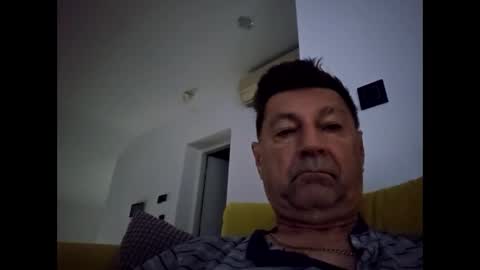 Snapshot of medeni62 chatting on 10-02-25, 05:36 medeni62 online show from 10-02-25, 05:36