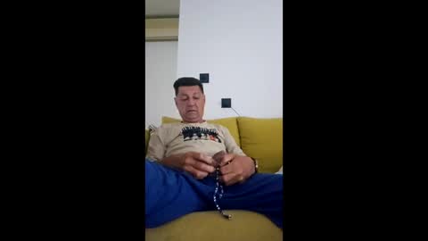 Snapshot of medeni62 chatting on 04-28-26, 04:39 medeni62 online show from 04-28-26, 04:39