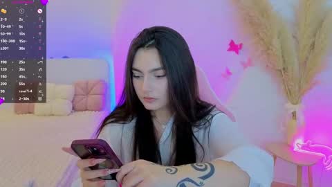 Dina online show from 05-12-26, 09:01