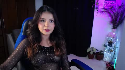 Snapshot of medusa_025 chatting on 01-10-25, 03:39 Coral online show from 01-10-25, 03:39