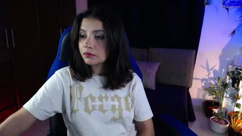 Snapshot of medusa_025 chatting on 02-06-25, 04:53 Coral online show from 02-06-25, 04:53