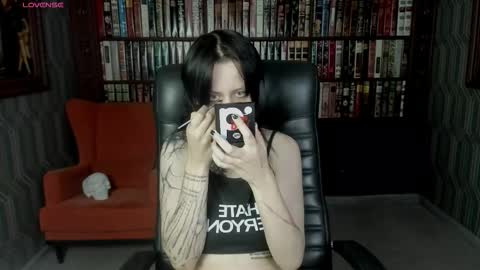 Medusa online show from 10-24-25, 11:06