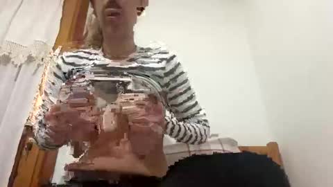 Snapshot of medusalady chatting on 03-01-25, 07:15 medusalady online show from 03-01-25, 07:15