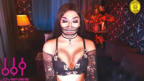 Snapshot of medusaprey chatting on 02-17-25, 12:32 THE QUEEN ALPHA Queen Medusa Prey online show from 02-17-25, 12:32