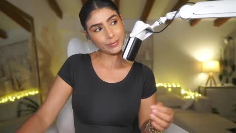 Snapshot of meegan1 chatting on 01-23-25, 08:45 Andrea online show from 01-23-25, 08:45