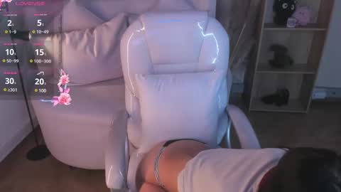   online show from 02-12-25, 04:54