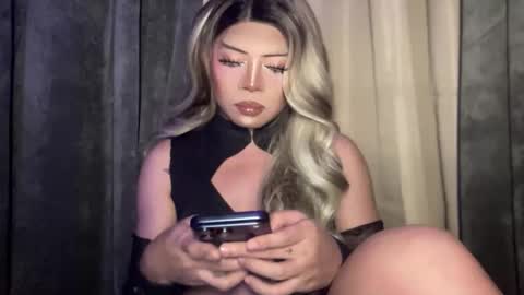 GODDESS OF ALL GODDESSES online show from 10-27-25, 05:39