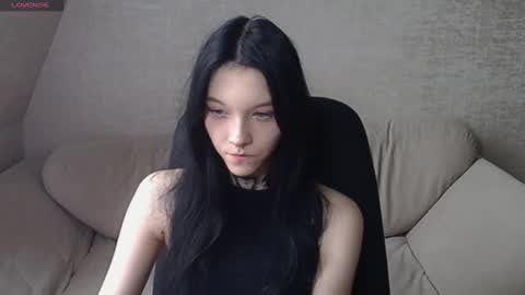 Snapshot of mefwhore chatting on 02-25-25, 02:44 mefwhOre online show from 02-25-25, 02:44