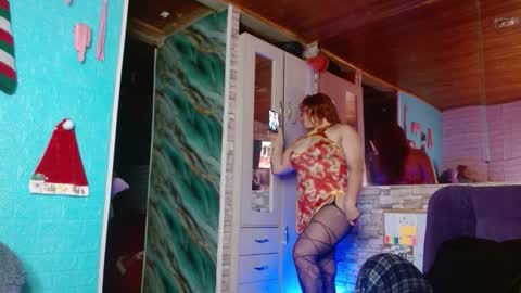 Snapshot of meg4n_420 chatting on 11-18-25, 05:23 megan online show from 11-18-25, 05:23