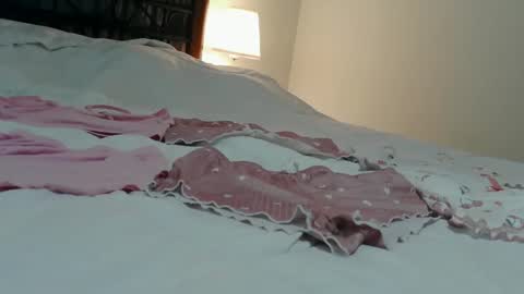 megadon1990 online show from 12-16-25, 01:43