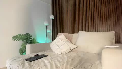 megan online show from 06-11-26, 01:27