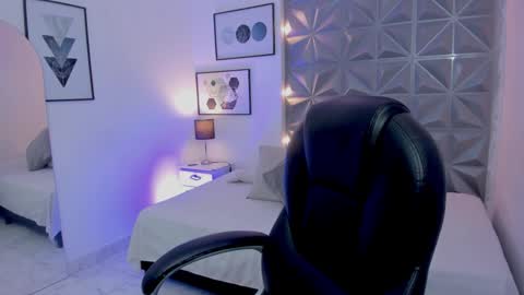 megan__monroe online show from 01-05-26, 10:02