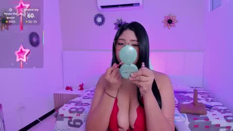 Snapshot of megan_bigboobs3 chatting on 11-30-25, 10:19 Megan online show from 11-30-25, 10:19