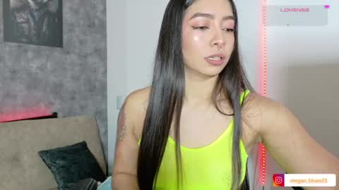 Megan Bluee online show from 07-10-26, 07:38