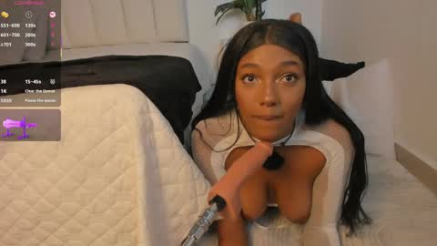 Snapshot of megan_brunette2 chatting on 05-19-26, 01:56 megan_brunette2 online show from 05-19-26, 01:56