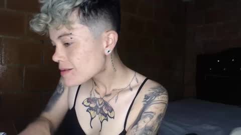 Megan and sophi online show from 04-11-26, 12:26