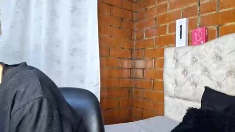 Snapshot of megan_coop3r_ chatting on 05-23-26, 12:27 Megan and sophi online show from 05-23-26, 12:27