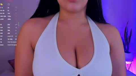 Snapshot of megan_cooper28 chatting on 06-26-26, 01:21 MEGAN COOPER online show from 06-26-26, 01:21