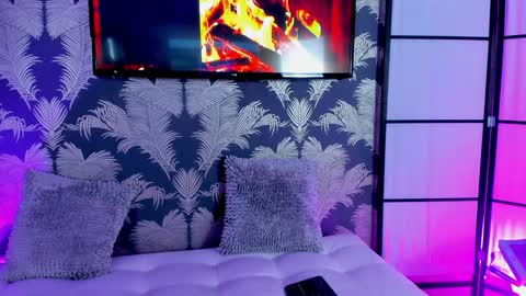 Carolina Paez online show from 02-01-25, 07:13