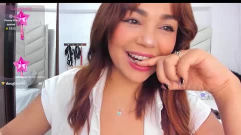 Snapshot of megan_danger_ chatting on 02-25-26, 01:43 megan_danger_ online show from 02-25-26, 01:43