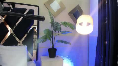     online show from 02-16-26, 01:07