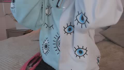 Megan online show from 10-15-25, 12:05
