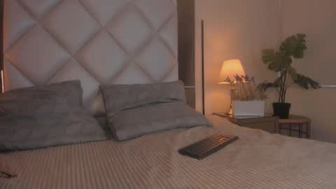 Megan online show from 10-21-25, 12:06