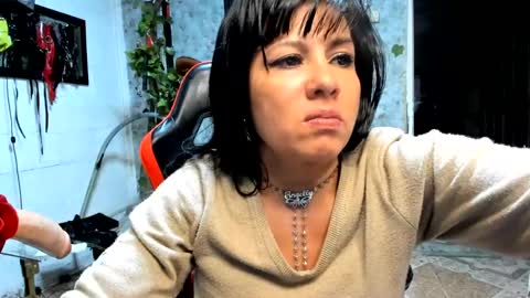 megan grace 20 online show from 02-17-25, 03:31