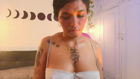 megan_hottts online show from 01-15-26, 04:44