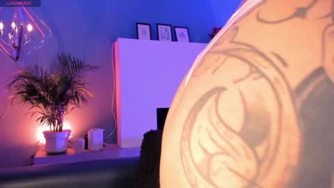    online show from 04-02-26, 03:48